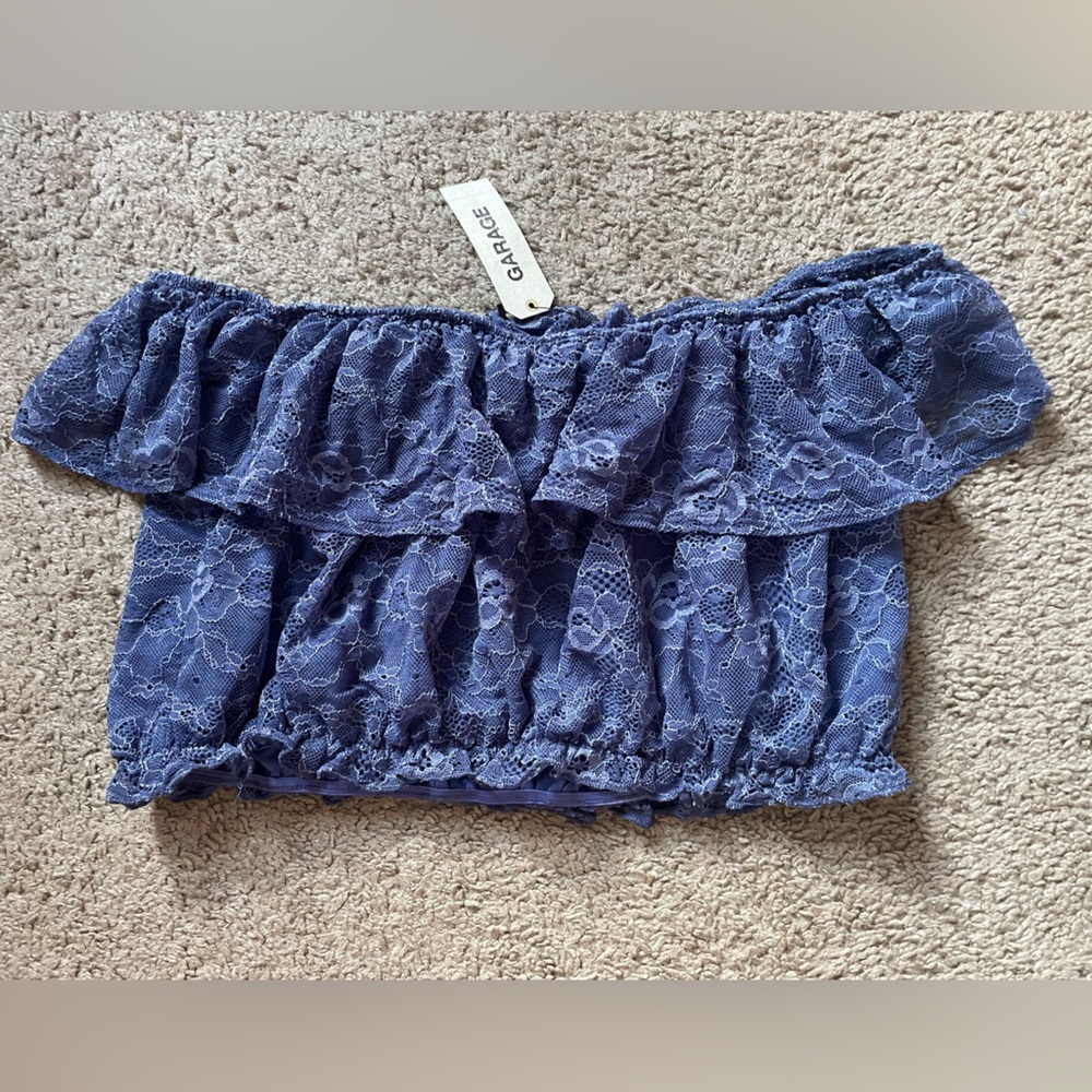 Garage NWT blue lace floral off the shoulder cropped top size medium